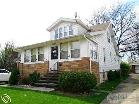 FRONT HOUSE.JPG