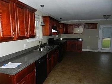 3rd image of 2300 Jacob Dr