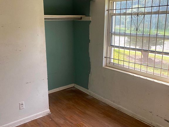 3rd image of 4136 KATANGA Drive S