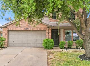9000 King Ranch Dr, Aubrey, TX 76227
