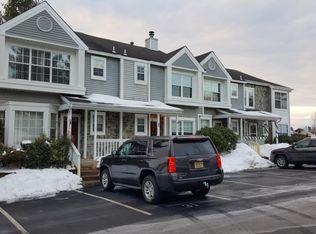 31 Main Braid Ct, Tinton Falls, NJ