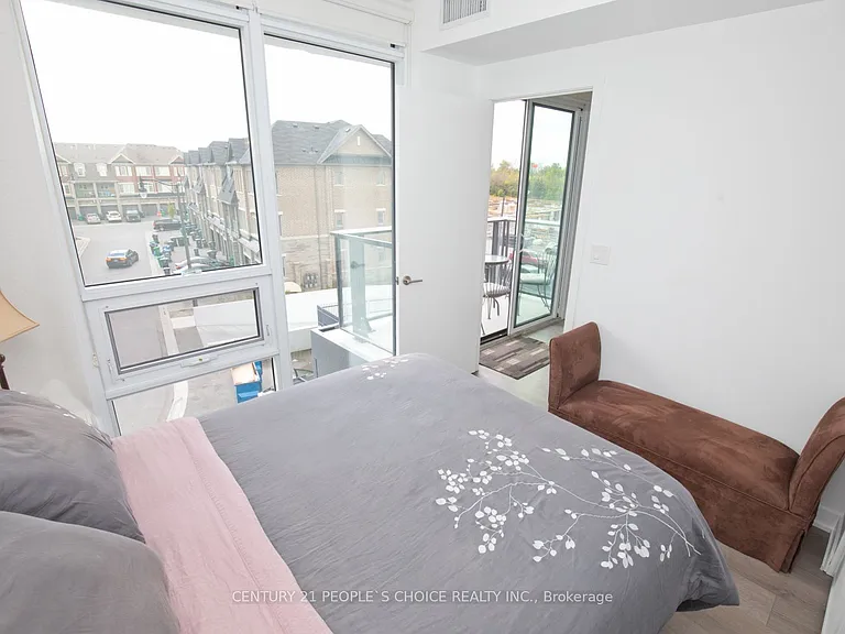 180 Veterans Dr #302 — Photo 13