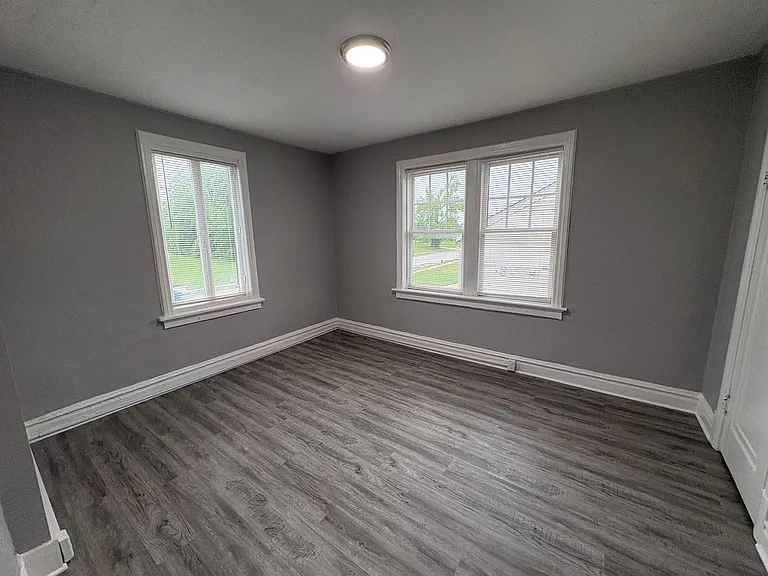 5345 Cabanne Ave — Photo 61