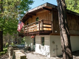 58 Stone Holw, Londonderry, VT 05148