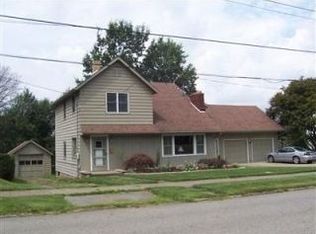 1222 Hartzell Ave, Niles, OH 44446