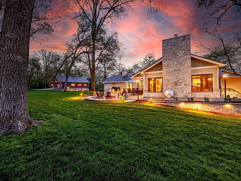 N2407 & N2413 Kunz Rd, Fort Atkinson, WI 53538 | MLS #2020357 | Zillow
