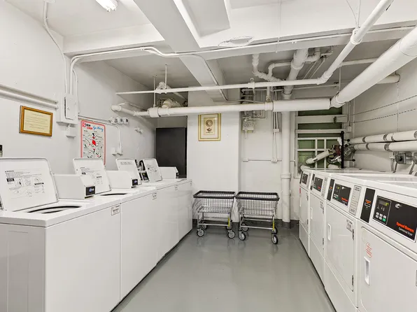 71 East 77th Street 8A image 8 of 8