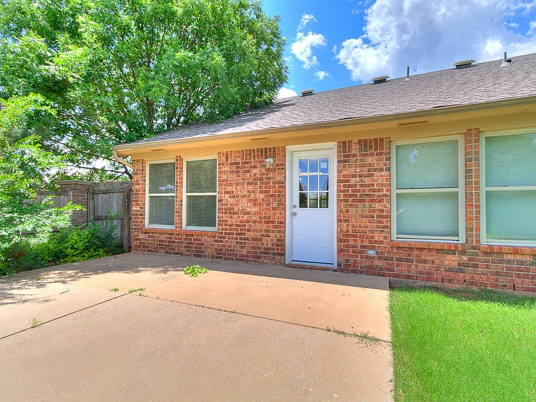 18100 Calle Way — Photo 39