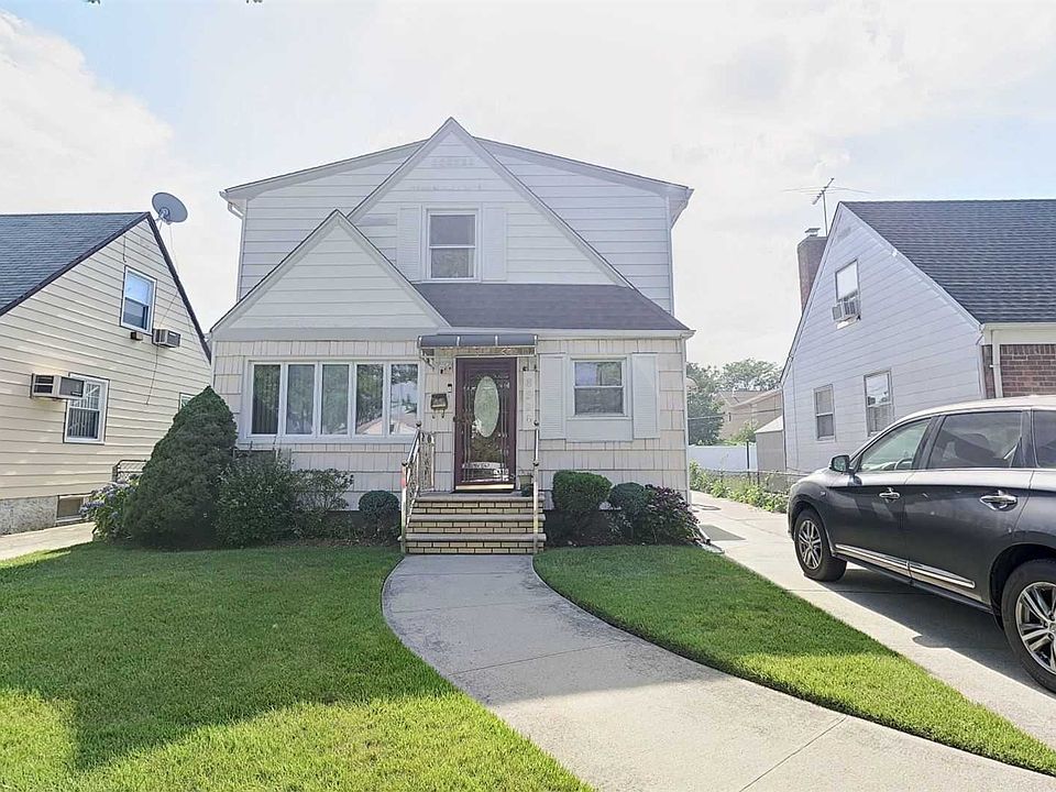 1st image of 82-26 263rd St