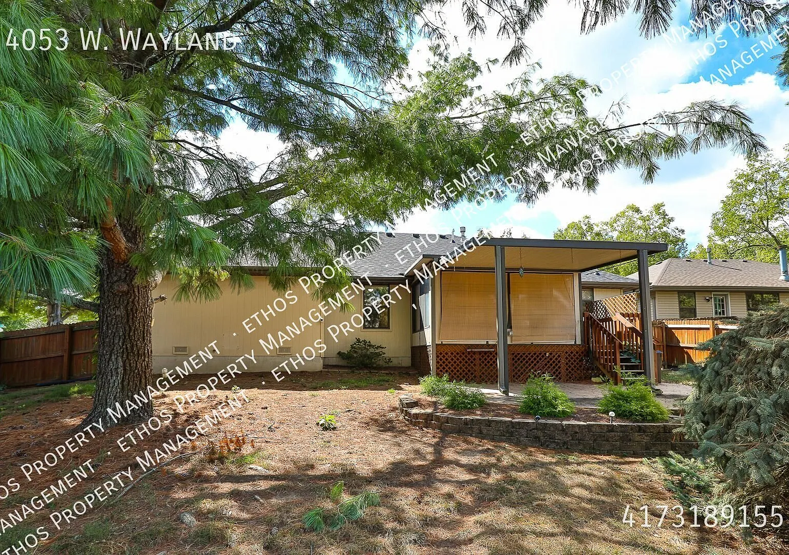 Availiable Now!! 3-Bedroom, 2-Bathroom Home Located In The Vibrant City Of Springfield, Mo. — Photo 3