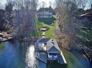 6387 Scruggs Rd, Moneta, VA 24121