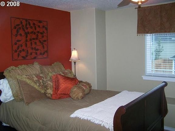 5th image of 4410 NE 135th Ct