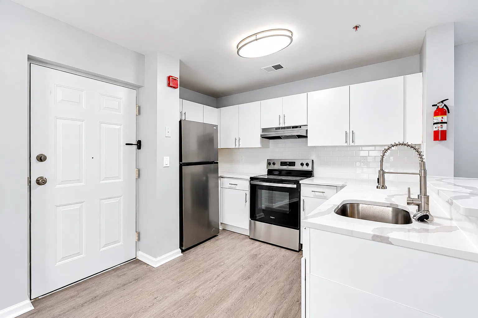 2 bed, 1.5 bath, 1000 sqft, $1,650 — Photo 1
