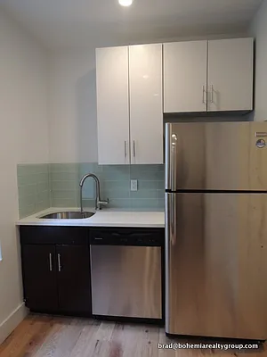 Rented by Bohemia Realty Group | media 15