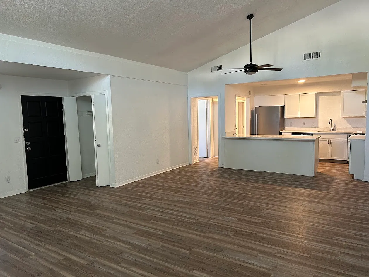 1906 Jupiter Rd — Photo 4