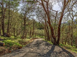 1570 China Gulch Rd, Jacksonville, OR 97530