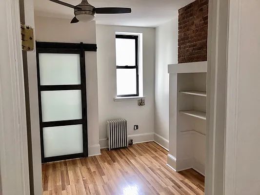 Rented by Oak Tree LLC | media 21