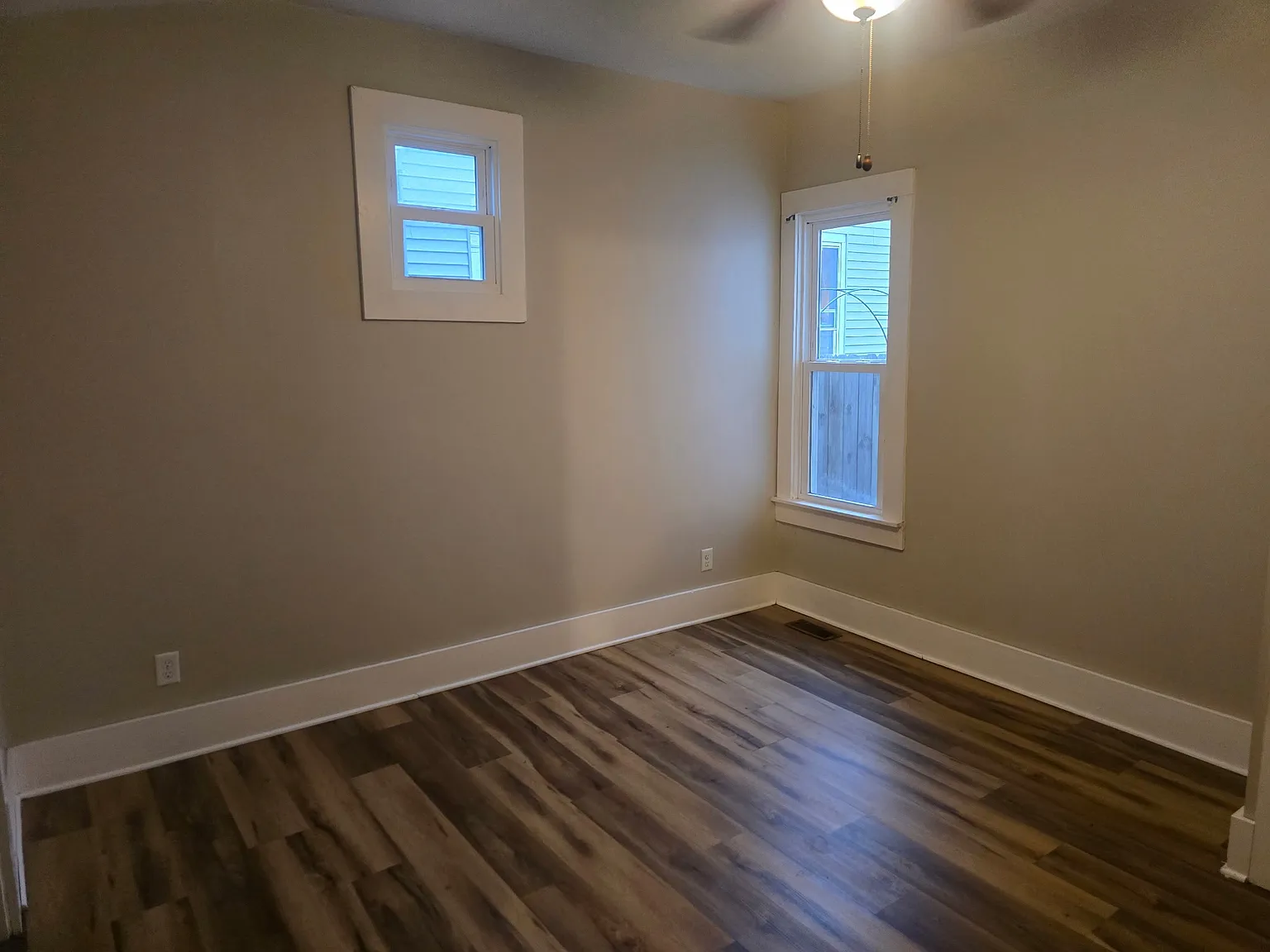 854 Milton St — Photo 3