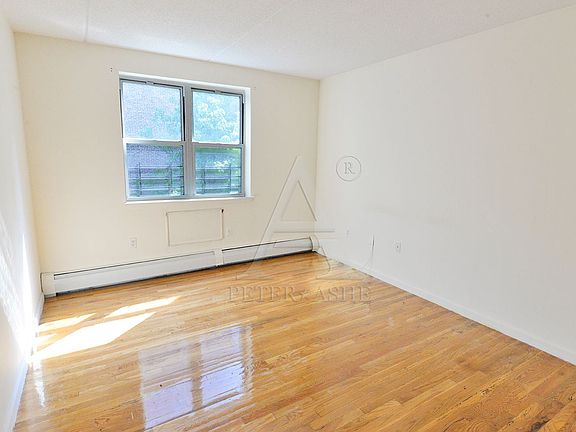 4th image of 138 E 112th St APT 2E