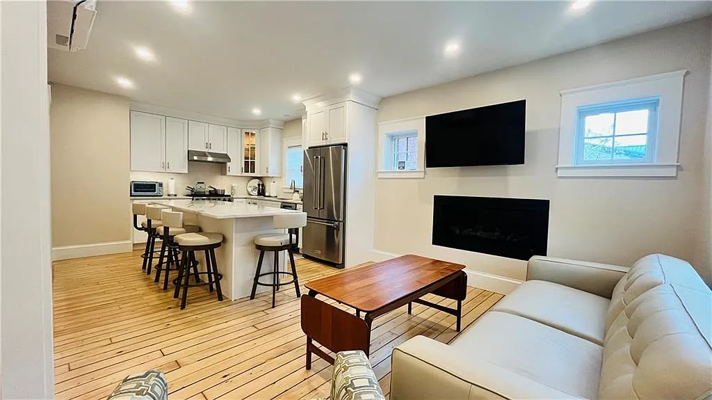 1 bed, 1.5 bath, 862 sqft, $2,850 — Photo 1