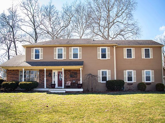2nd image of 14 Woodstock Dr