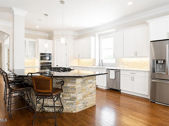 5th image of 8607 Stonechase Dr