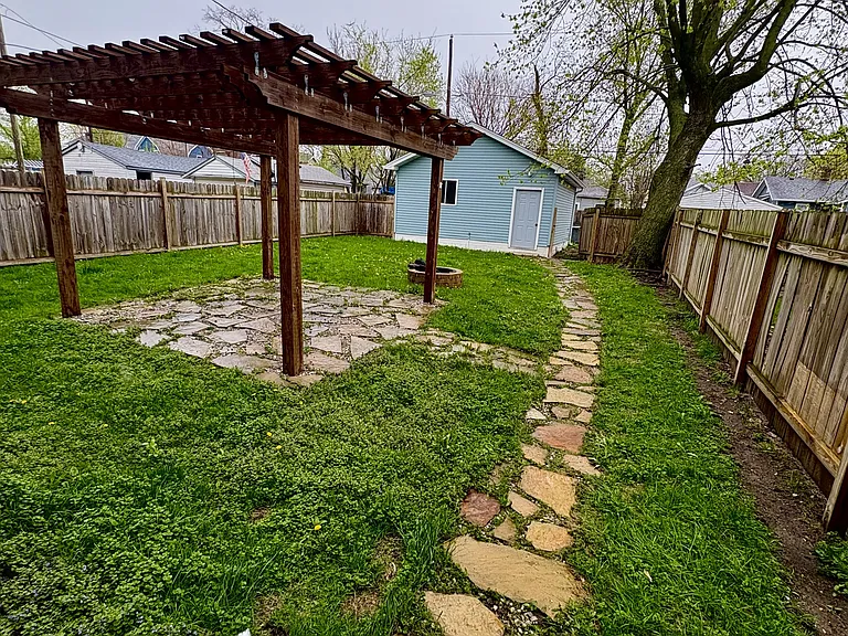 529 N Oxford St — Photo 11