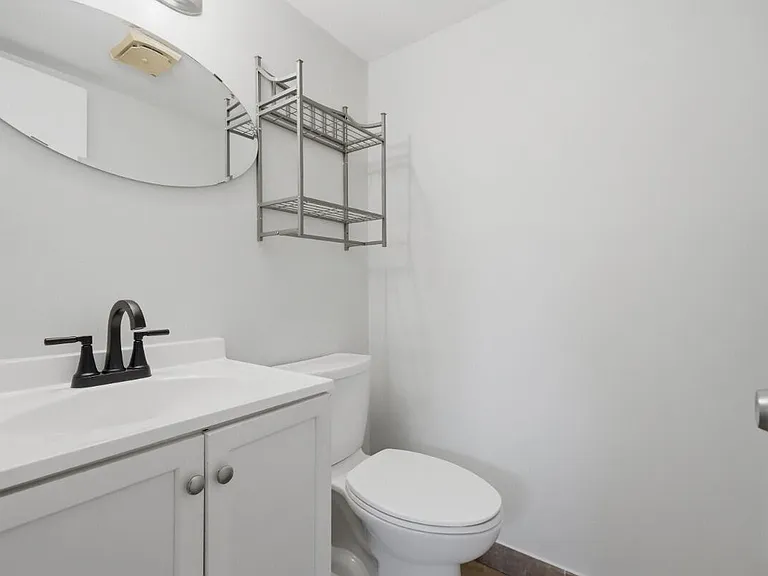 6191 SW 37th St #210 — Photo 11