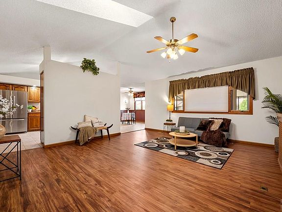 5th image of 151 S Casa Monterey Way