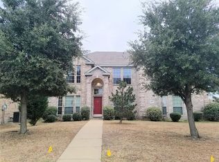 2863 Andrews Dr, Grand Prairie, TX 75052