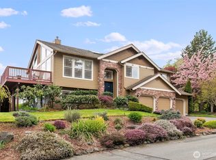 6402 E Leola Ln, Port Orchard, WA 98366