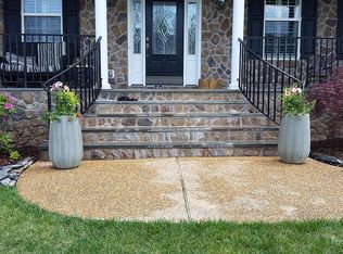 3521 Hunton Ridge Dr, Glen Allen, VA 23059