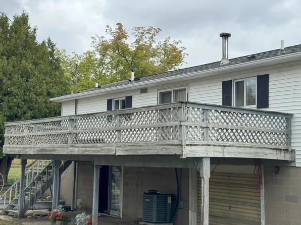 75 W Wilson Rd, Scottville, MI 49454