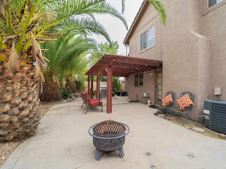 13584 E Sutter Ct — Photo 4