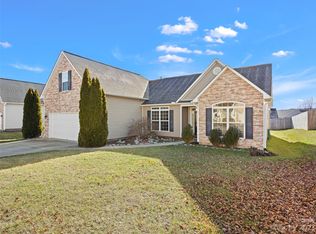 115 W Hiawassee Rd, Fletcher, NC 28732