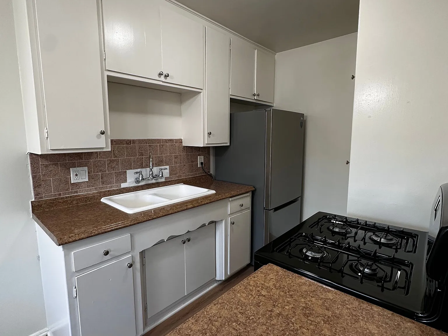 2 bed, $2,250 — Photo 2