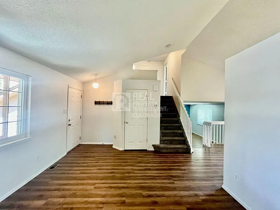 Spacious Home in Thornton! — Photo 3