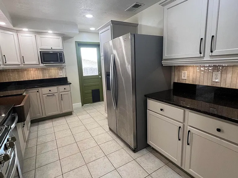 730 Glade Rd — Photo 37