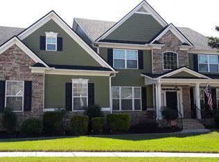 909 Wallace Falls Dr, Braselton, GA 30517