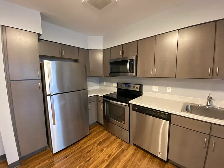 The Ridge at Eastern Trails Apartments — Photo 40