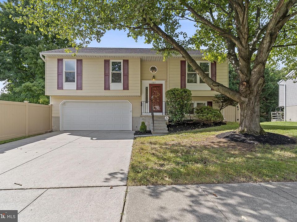 1st image of 1307 Roundhouse Ct