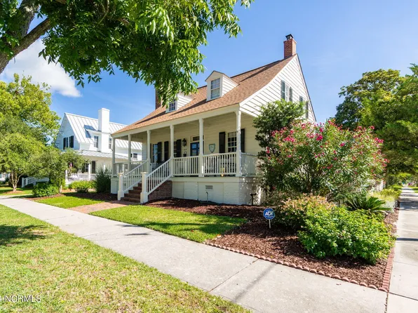 619 Ann Street, Beaufort, NC 28516