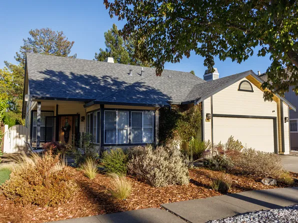 5 White Tail Dr, Napa, CA 94558