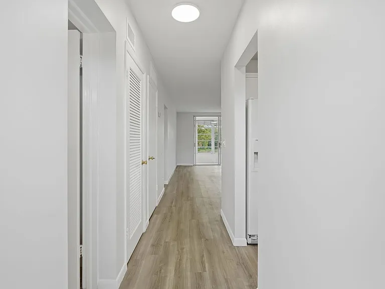 5335 NW 10th Ct #206 — Photo 22