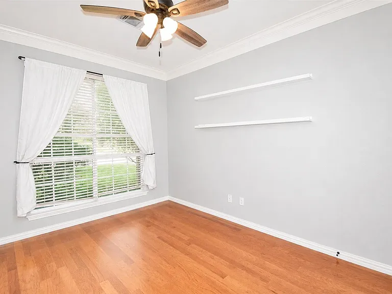 7207 Emerald Glen Dr — Photo 14