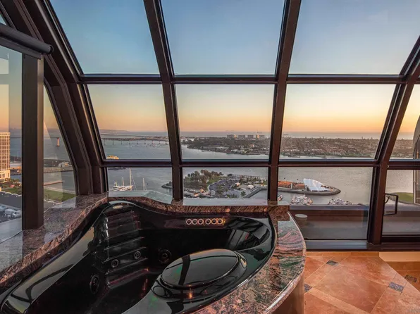 100 Harbor Dr Unit 4002, San Diego, CA 92101