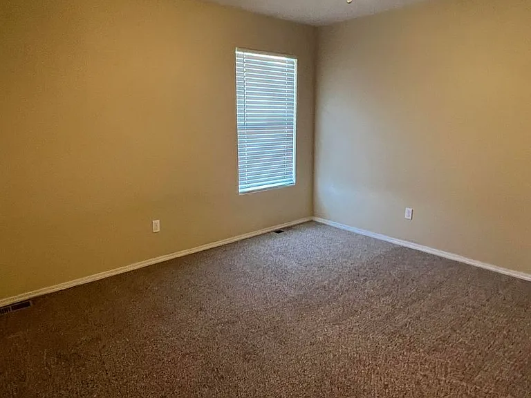 4515 E Chipmunk Ln — Photo 9
