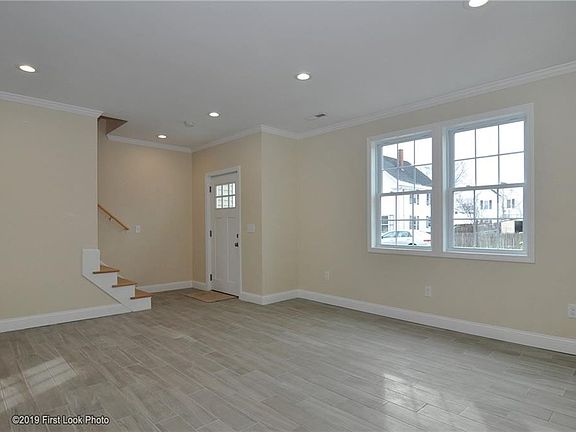 5th image of 128 Wilmarth Ave