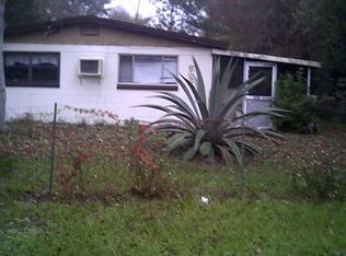 6935 Goldilocks Ln, Jacksonville, FL 32210