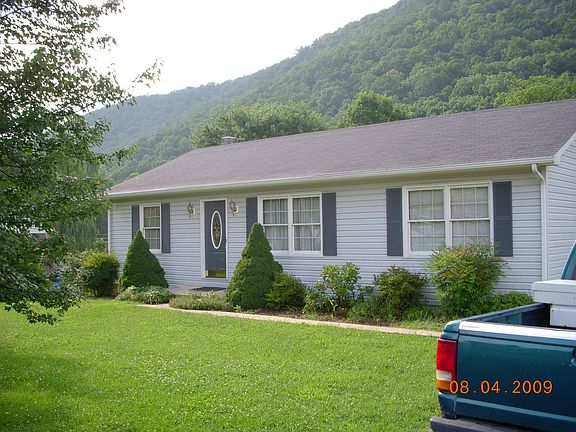 2nd image of 1114 Anderson St